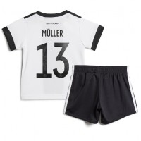 Billiga Tyskland Thomas Muller #13 Barnkläder Hemma fotbollskläder till baby VM 2022 Kortärmad (+ Korta byxor)